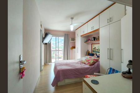 Suíte de apartamento para alugar com 3 quartos, 115m² em Grajaú, Rio de Janeiro