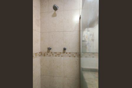 Apartamento para alugar com 115m², 3 quartos e 2 vagas Apartamento para alugar com 115m², 3 quartos e 2 vagasBanheiro Corredor