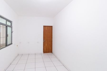 Sala de casa para alugar com 1 quarto, 60m² em Vila Dirce, Carapicuíba
