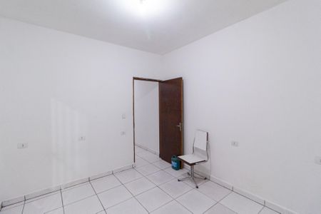 Quarto  de casa para alugar com 1 quarto, 60m² em Vila Dirce, Carapicuíba