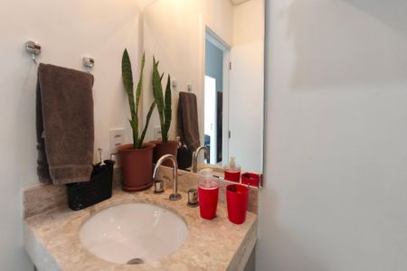 Apartamento para alugar com 124m², 3 quartos e 3 vagas Apartamento para alugar com 124m², 3 quartos e 3 vagasBanheiro Social