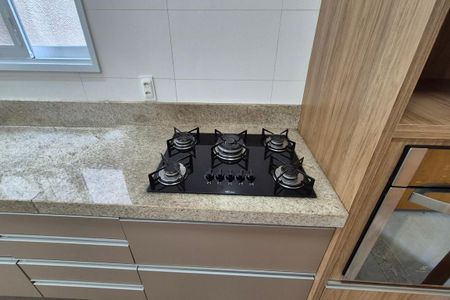 Casa de condomínio à venda com 216m², 4 quartos e 4 vagasDetalhe da Cozinha 