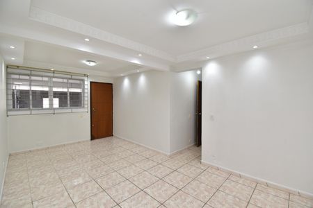 Sala de casa para alugar com 4 quartos, 90m² em Cajuru, Curitiba