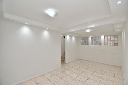 Sala de casa para alugar com 4 quartos, 90m² em Cajuru, Curitiba