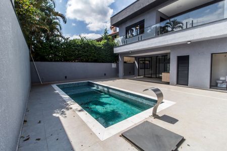 Apartamento à venda com 350m², 4 quartos e 2 vagasPiscina