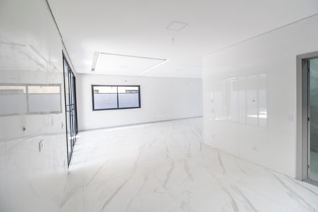 Apartamento à venda com 350m², 4 quartos e 2 vagasCozinha