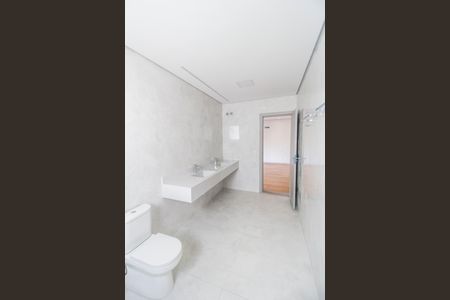 Apartamento à venda com 350m², 4 quartos e 2 vagasBanheiro da Suíte