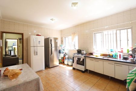 Casa à venda com 200m², 3 quartos e 2 vagas