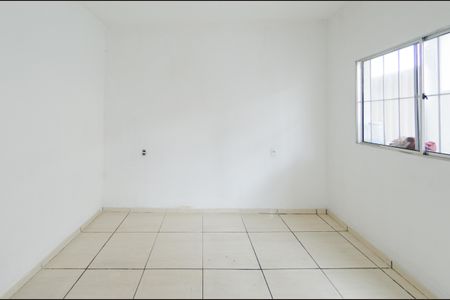 Sala de casa para alugar com 2 quartos, 60m² em Atalaia (justinópolis), Ribeirão das Neves