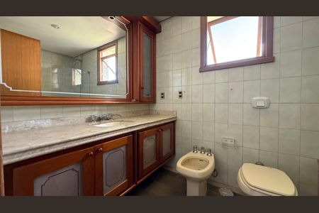 Apartamento à venda com 3 quartos, 280m² em São João, Porto Alegre