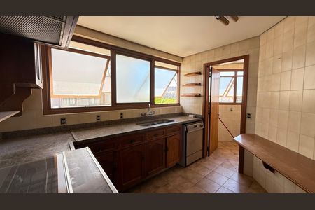 Apartamento à venda com 3 quartos, 280m² em São João, Porto Alegre