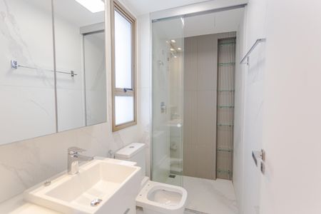 Apartamento para alugar com 67m², 2 quartos e 2 vagasBanheiro da Suíte