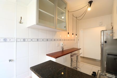 Apartamento à venda com 62m², 2 quartos e 1 vagaCozinha e Área de Serviço