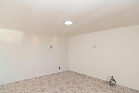 Casa à venda com 252m², 5 quartos e 3 vagas Casa à venda com 252m², 5 quartos e 3 vagasCasa 3 - Sala
