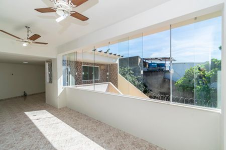 Casa à venda com 252m², 5 quartos e 3 vagas Casa à venda com 252m², 5 quartos e 3 vagasCasa 3 - Copa