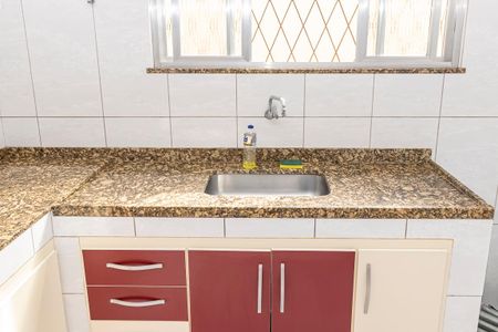 Casa à venda com 252m², 5 quartos e 3 vagas Casa à venda com 252m², 5 quartos e 3 vagasCasa 1 - Cozinha