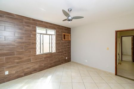 Casa à venda com 252m², 5 quartos e 3 vagas Casa à venda com 252m², 5 quartos e 3 vagasCasa 1 - Quarto 2