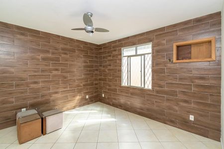 Casa à venda com 252m², 5 quartos e 3 vagas Casa à venda com 252m², 5 quartos e 3 vagasCasa 1 - Quarto 2