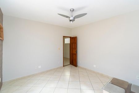 Casa à venda com 252m², 5 quartos e 3 vagas Casa à venda com 252m², 5 quartos e 3 vagasCasa 1 - Quarto 2