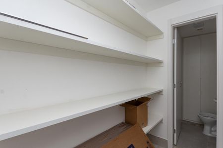 Apartamento à venda com 157m², 4 quartos e 2 vagas Apartamento à venda com 157m², 4 quartos e 2 vagasÁrea de Serviço