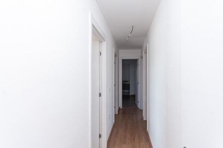 Apartamento à venda com 157m², 4 quartos e 2 vagas Apartamento à venda com 157m², 4 quartos e 2 vagasCorredor