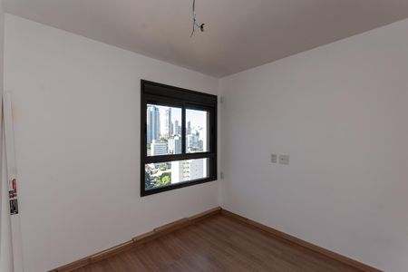 Apartamento à venda com 157m², 4 quartos e 2 vagas Apartamento à venda com 157m², 4 quartos e 2 vagasQuarto 2