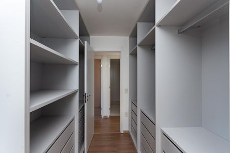 Apartamento à venda com 157m², 4 quartos e 2 vagas Apartamento à venda com 157m², 4 quartos e 2 vagasSuíte