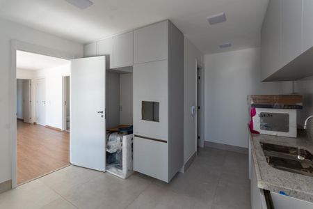 Apartamento à venda com 157m², 4 quartos e 2 vagas Apartamento à venda com 157m², 4 quartos e 2 vagasCozinha