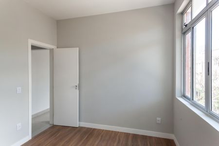 Apartamento à venda com 110m², 3 quartos e 2 vagas Apartamento à venda com 110m², 3 quartos e 2 vagasquarto 1