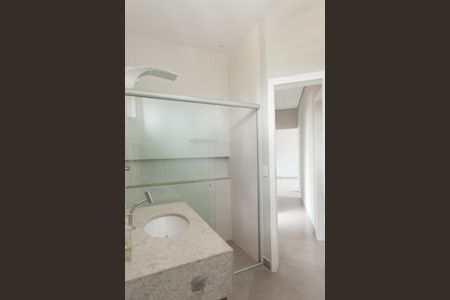 Apartamento à venda com 110m², 3 quartos e 2 vagas Apartamento à venda com 110m², 3 quartos e 2 vagasBanheiro Social