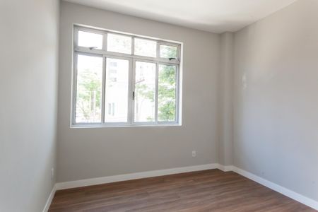 Apartamento à venda com 110m², 3 quartos e 2 vagas Apartamento à venda com 110m², 3 quartos e 2 vagasquarto 1