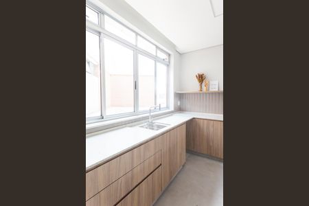 Apartamento à venda com 110m², 3 quartos e 2 vagas Apartamento à venda com 110m², 3 quartos e 2 vagasCozinha