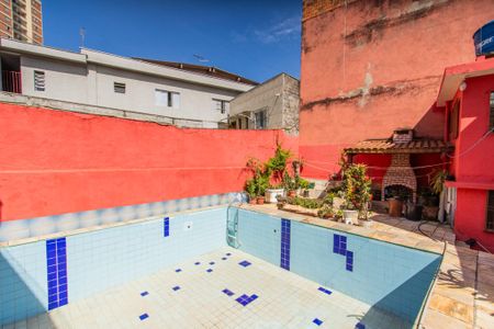 Casa à venda com 160m², 3 quartos e 2 vagasPiscina