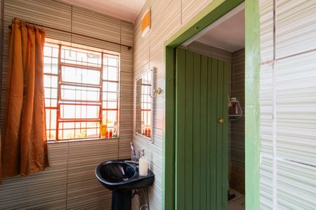 Casa à venda com 160m², 3 quartos e 2 vagasBanheiro