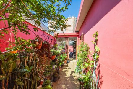 Casa à venda com 160m², 3 quartos e 2 vagasCorredor