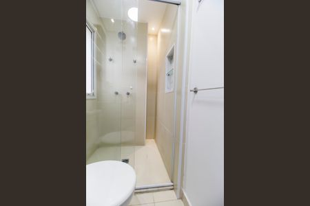 Apartamento para alugar com 63m², 2 quartos e 1 vaga Apartamento para alugar com 63m², 2 quartos e 1 vagaBanheiro da Suíte