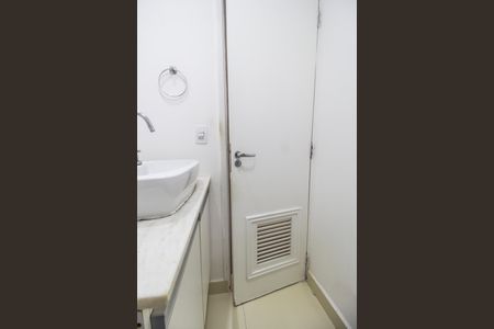 Apartamento para alugar com 63m², 2 quartos e 1 vaga Apartamento para alugar com 63m², 2 quartos e 1 vagaBanheiro 2