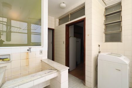 Apartamento para alugar com 310m², 4 quartos e 2 vagasÁrea de Serviço