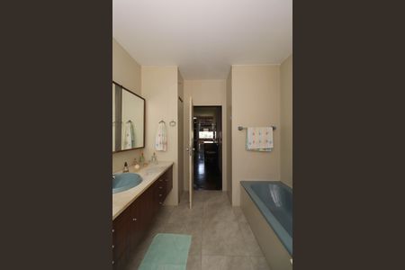 Apartamento para alugar com 310m², 4 quartos e 2 vagasBanheiro da Suíte 