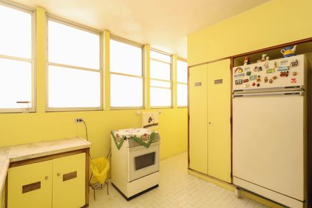 Apartamento para alugar com 310m², 4 quartos e 2 vagasCozinha