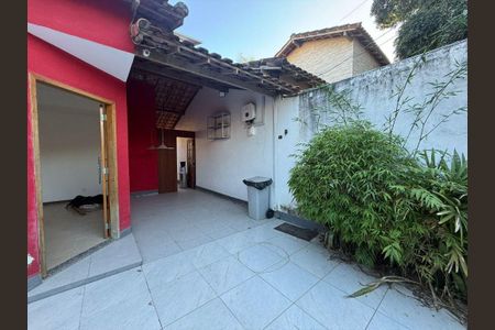 Casa à venda com 3 quartos, 112m² em Itaipu, Niterói