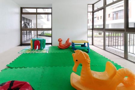 Apartamento à venda com 2 quartos, 75m² em Barra da Tijuca, Rio de Janeiro