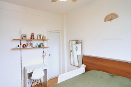 Apartamento à venda com 94m², 3 quartos e 1 vaga Apartamento à venda com 94m², 3 quartos e 1 vagaSuíte