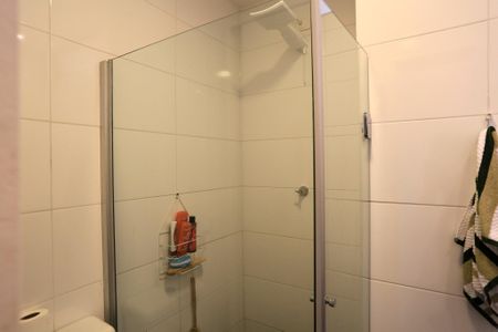 Apartamento à venda com 94m², 3 quartos e 1 vaga Apartamento à venda com 94m², 3 quartos e 1 vagaBanheiro