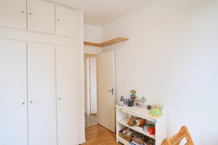 Apartamento à venda com 94m², 3 quartos e 1 vaga Apartamento à venda com 94m², 3 quartos e 1 vagaQuarto 1