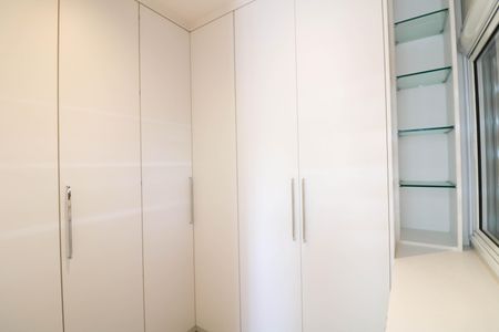 Apartamento para alugar com 95m², 2 quartos e 2 vagasCloset
