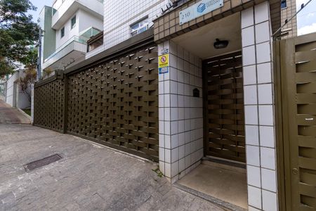 Apartamento à venda com 146m², 3 quartos e 2 vagasFachada