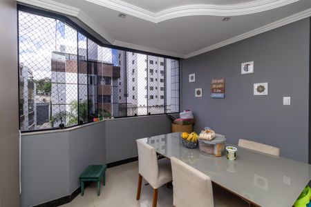 Apartamento à venda com 146m², 3 quartos e 2 vagasSala