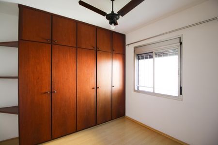 Apartamento à venda com 67m², 2 quartos e 1 vagaQuarto 2