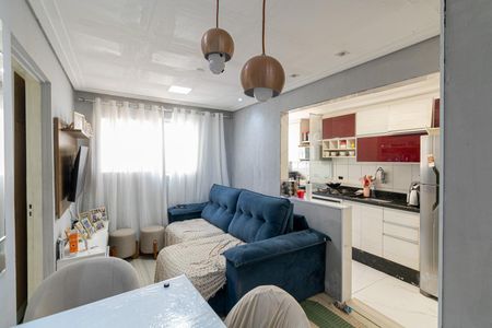 Sala de apartamento para alugar com 2 quartos, 40m² em Vila Nova Curuca, São Paulo